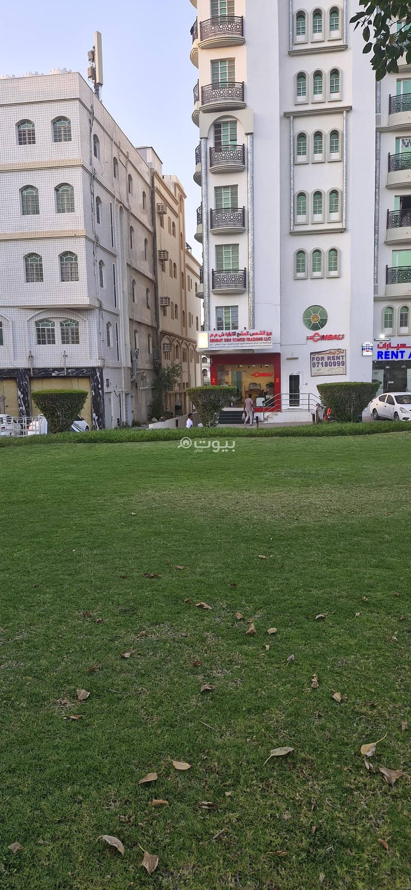 2/2 photos