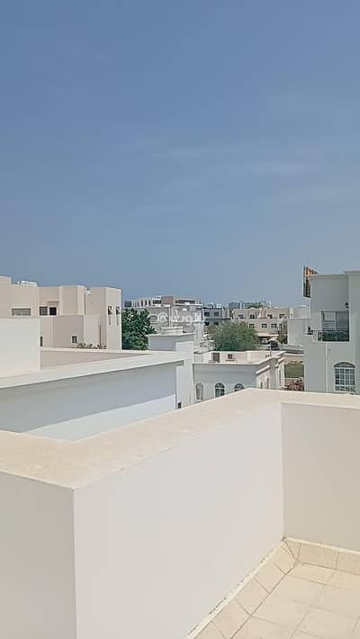 فیلا 4 غرف نوم للايجار في الغبرة، مسقط - فيلا 4 غرف نوم للإيجار في الغبرة، مسقط