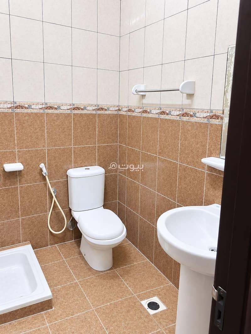 2/5 photos