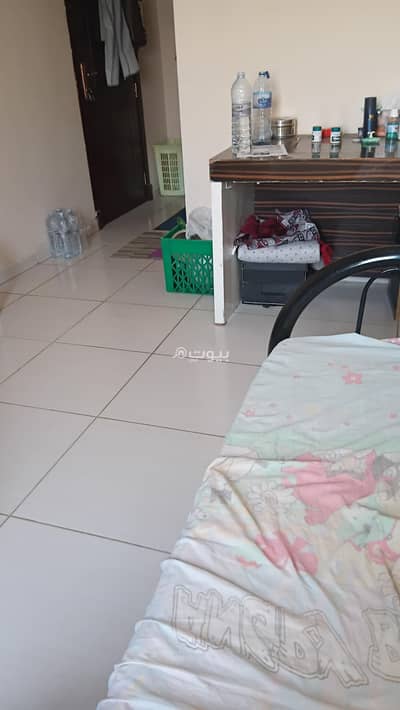 2 Bedroom Room for Rent in Sohar, Al Batinah - 2 Bedroom Room For Rent in Sohar, Al Batinah
