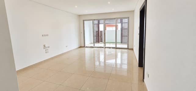 1 Bedroom Flat for Sale in The Wave (Almouj), Muscat - 1 Bedroom Apartment For Sale in The Wave (Almouj), Muscat 1 Bedroom Flat for Sale in The Wave (Almouj), Muscat - 1 Bedroom Apartment For Sale in The Wave (Almouj), Muscat
