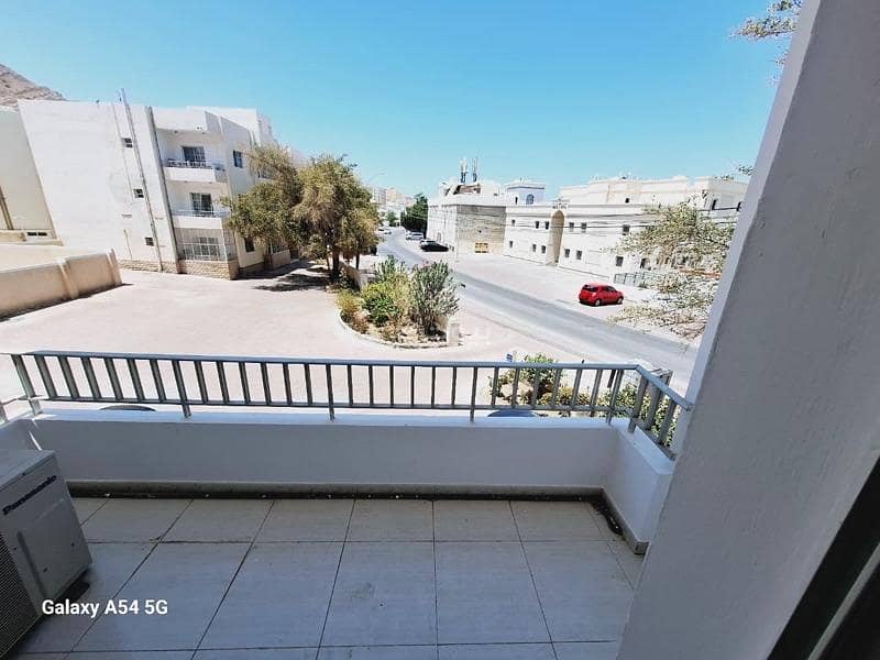 2 Bedrooms Apartment For Rent Ruwi, Muscat