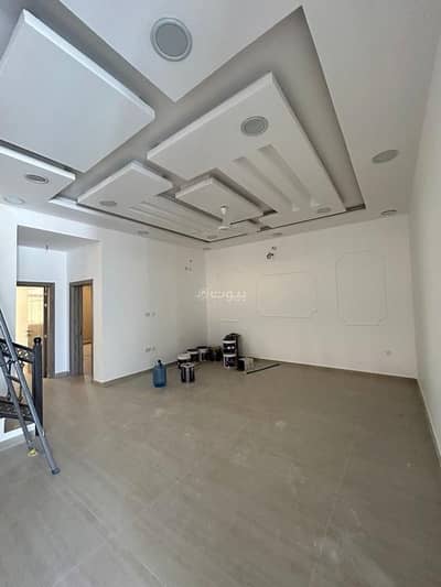 6 Bedroom Villa for Sale in Al Maabilah, Muscat - 5 Bedrooms Villa For Sale in Al Mawaleh, Muscat