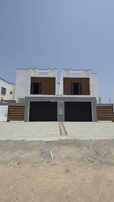 4 Bedroom Villa for Sale in Al Maabilah, Muscat - 5 Bedrooms Villa For Sale in Barka, Al Batinah
