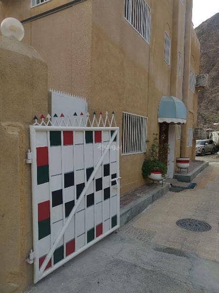 3 Bedrooms Apartment For Rent Al Wadi Al Kabir Muscat