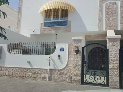 فیلا 5 غرف نوم للايجار في المعبيلة، مسقط - فيلا مكونة من 5 غرف نوم للإيجار في المعابيل، مسقط