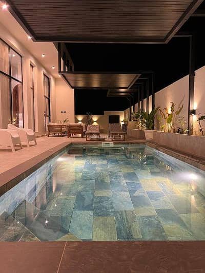 2 Bedroom Chalet for Rent in Al Amarat, Muscat - 2 Bedrooms Chalet For Rent in Al Amarat, Muscat