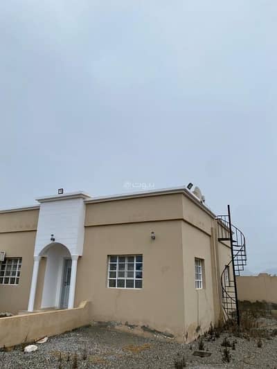 فیلا 4 غرف نوم للبيع في العامرات، مسقط - فيلا مكونة من 4 غرف نوم للبيع في الأمارات، مسقط