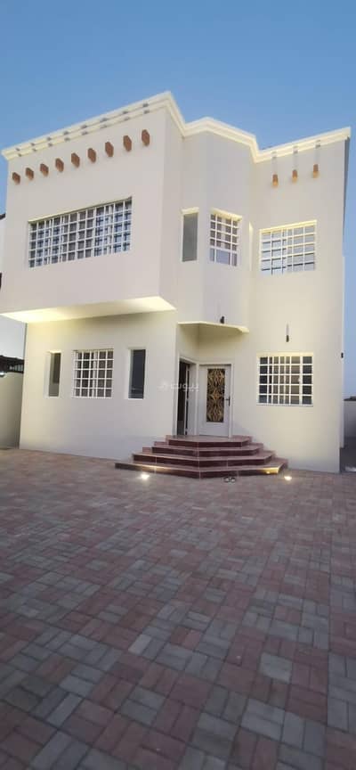 5 Bedroom Villa for Sale in Al Amarat, Muscat - 5 Bedrooms Villa For Sale Al Amarat, Muscat