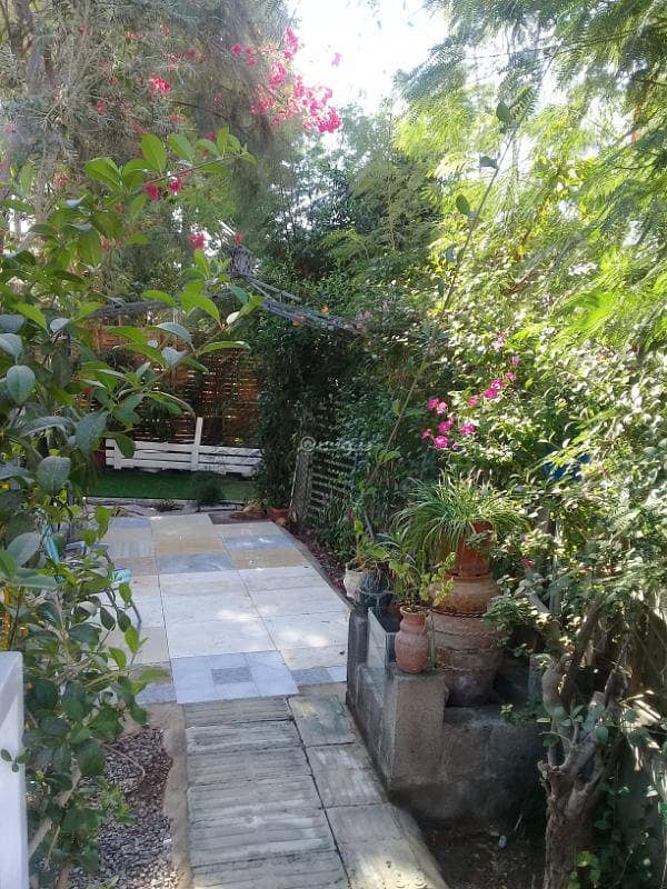 11 Bedrooms Villa For Sale in Al Seeb, Muscat