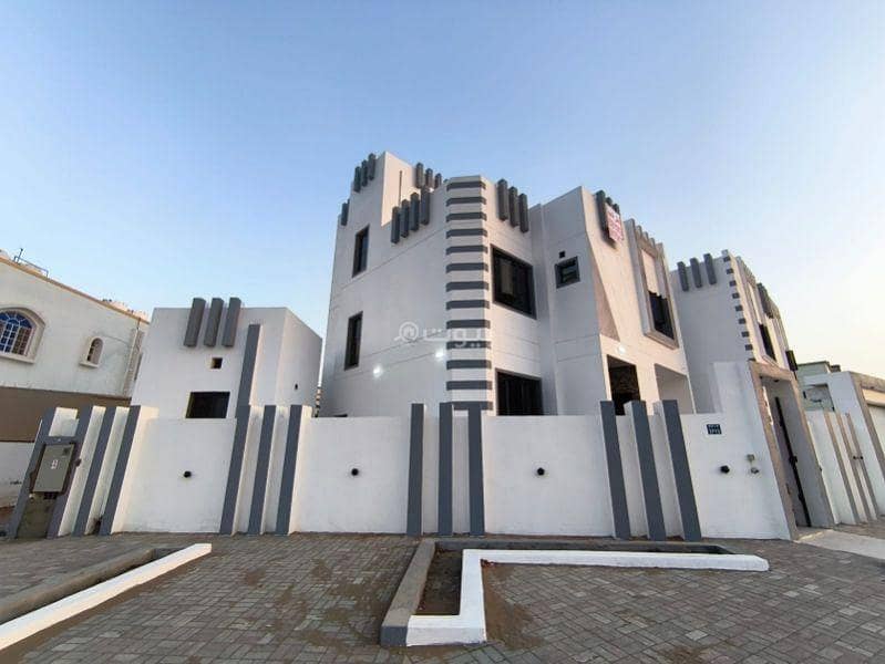 9 Bedrooms Villa For Sale in Al Maabilah, Muscat 9 Bedrooms Villa For Sale in Al Maabilah, Muscat