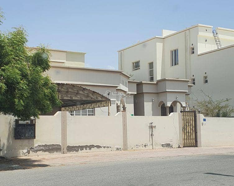 4 Bedrooms Villa For Sale Al Maabilah, Muscat