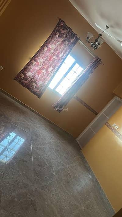 3 Bedroom Apartment for Sale in Al Amarat, Muscat - 3 Bedrooms Apartment For Sale in Al Amarat, Muscat
