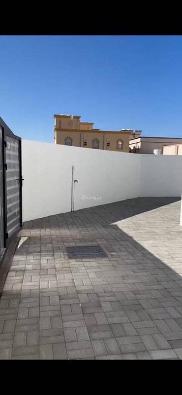 4 Bedroom Villa for Sale in Al Amarat, Muscat - 4 Bedrooms Villa For Sale in Al Amarat, Muscat