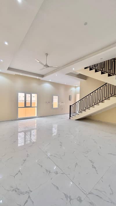 5 Bedroom Villa for Sale in Al Amarat, Muscat - 5 Bedrooms Villa For Sale in Al Amarat, Muscat
