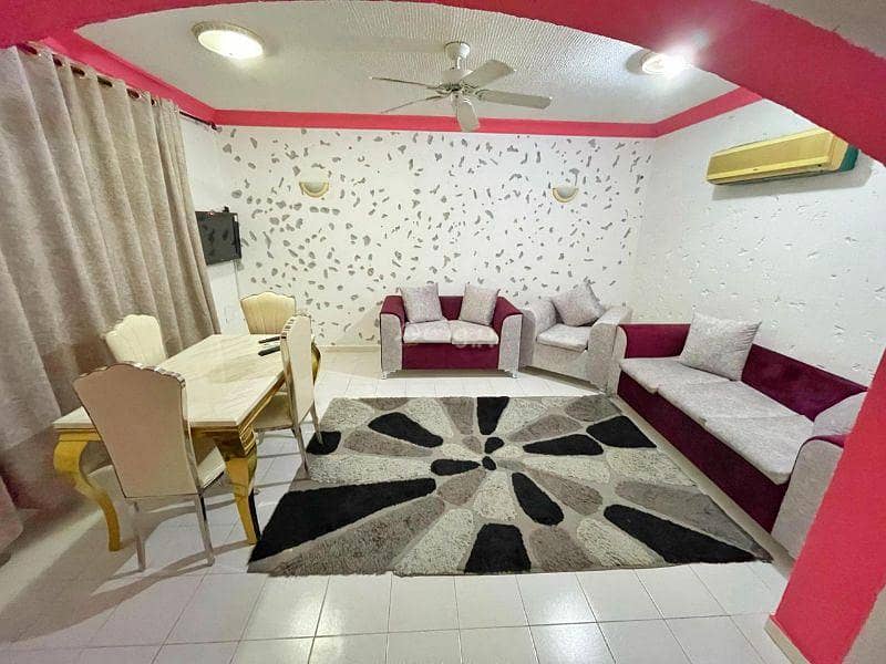 شقة بغرفة نوم واحدة للإيجار في عزيبة، مسقط