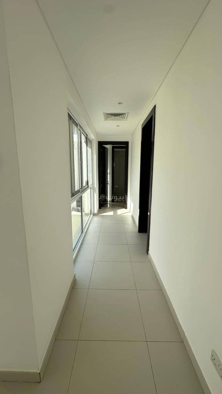 5 Bedrooms Villa For Rent The Wave (Almouj) Muscat