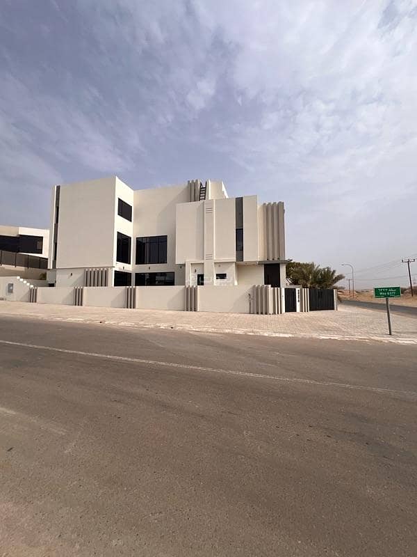 7 Bedrooms Villa For Sale in Bosher, Muscat