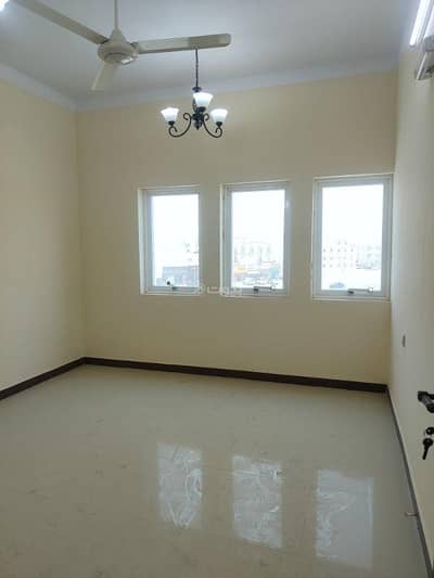 3 Bedroom Apartment for Rent in Sohar, Al Batinah - 3 Bedrooms Apartment For Rent in Sohar, Al Batinah