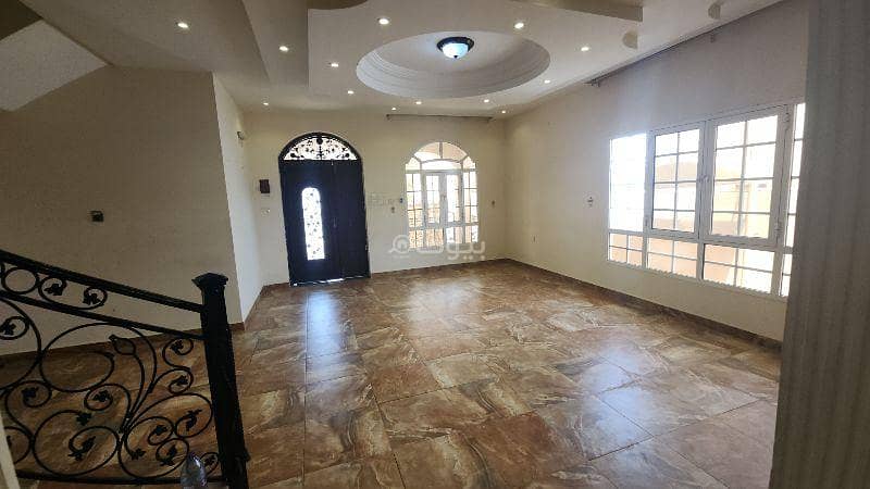 6 Bedrooms Villa For Rent in Al Amarat, Muscat