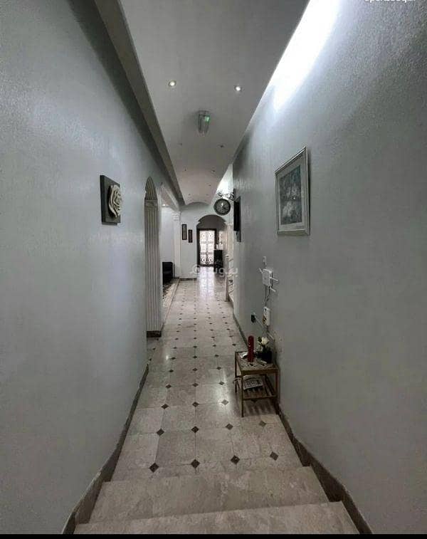12 Bedrooms Villa For Sale Al Amarat Muscat