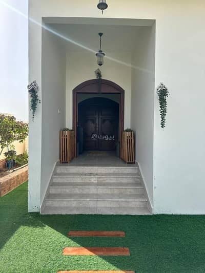 3 Bedroom Villa for Sale in Al Amarat, Muscat - 3 Bedrooms Villa For Sale in Al Amarat, Muscat