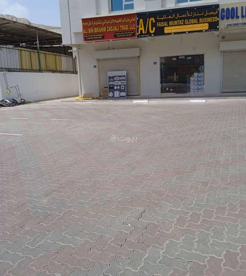 عمارة تجارية للإيجار في الوادي الكبير، مسقط