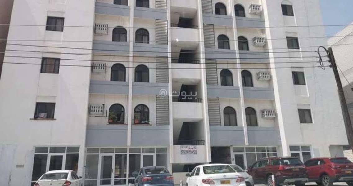 شقة 3 غرف نوم للإيجار في روي، مسقط