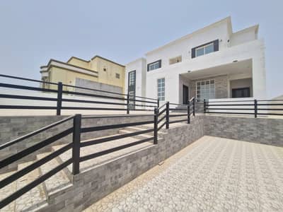 5 Bedroom Villa for Sale in Al Maabilah, Muscat - 5 Bedrooms Villa For Sale in Al Maabilah, Muscat
