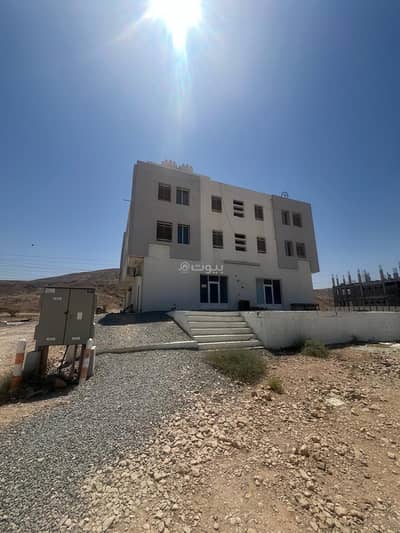 Commercial Building for Sale in Al Rusayl, Muscat - Commercial Building For Sale in Al Rusayl, Muscat