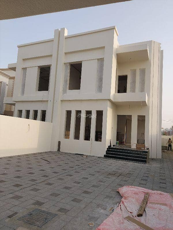 5 Bedrooms Villa For Sale Al Hail, Muscat