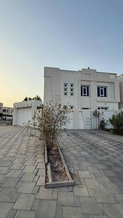 فیلا 6 غرف نوم للبيع في السيب، مسقط - فيلا مكونة من 6 غرف نوم للبيع في السيب، مسقط