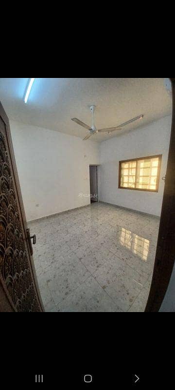 3 Bedroom Apartment for Sale in Al Maabilah, Muscat - 3 Bedrooms Apartment For Sale Al Maabilah, Muscat