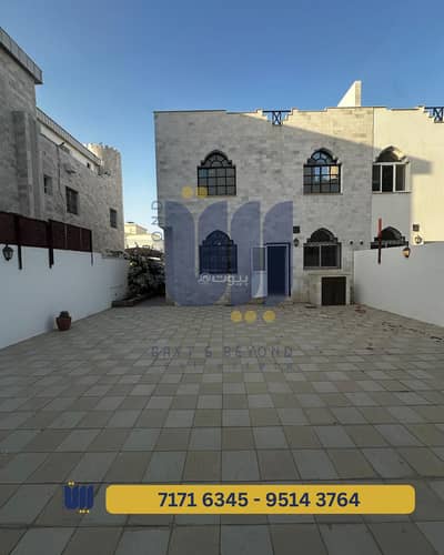 5 Bedroom Villa for Rent in Madinat As Sultan Qaboos, Muscat - 5 Bedrooms Villa For Rent Madinat As Sultan Qaboos, Muscat