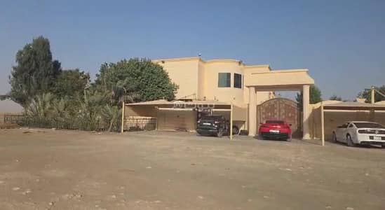 8 Bedroom Villa for Sale in Al Buraimi, Al Buraimi - 8 Bedrooms Villa For Sale in Al Buraimi