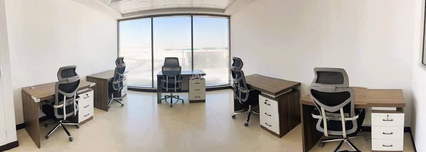 عقارات تجارية اخرى  للايجار في الدقم، الوسطى - 1 تجاري آخر للإيجار الدقم، الوسطى
