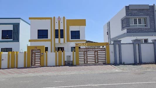 4 Bedroom Villa for Sale in Al Amarat, Muscat - 4 Bedrooms Villa For Sale Al Amarat, Muscat