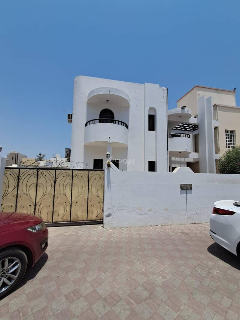 فيلا 6 غرف نوم للإيجار في الخوير، مسقط