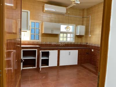 5 Bedroom Apartment for Rent in Al Ghubrah, Muscat - 5 Bedrooms Apartment For Rent Al Ghubrah, Muscat