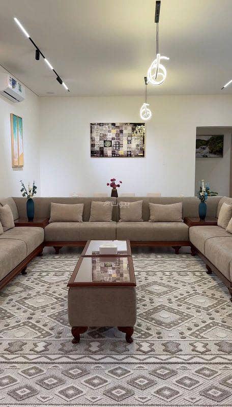 5 Bedrooms Chalet For Rent Salalah Dhofar