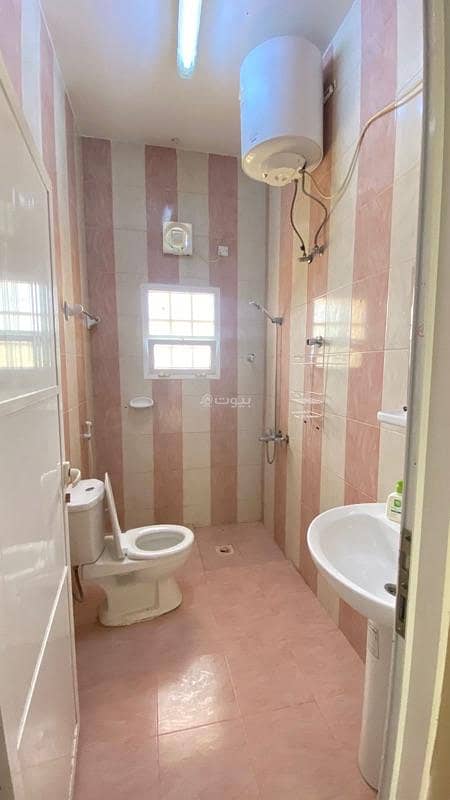 3 Bedrooms Apartment For Rent Al Amarat, Muscat
