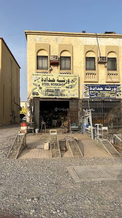 Garage for Sale in Nizwa, Al Dakhiliya - Garage For Sale in Nizwa, Al Dakhiliya