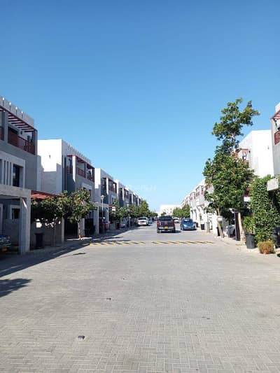 3 Bedroom Villa for Sale in Al Seeb, Muscat - 3 Bedrooms Villa For Sale in Al Seeb, Muscat