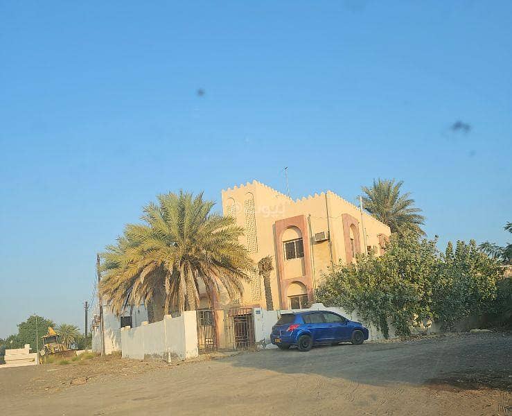 6 Bedrooms Villa For Rent in Al Seeb, Muscat
