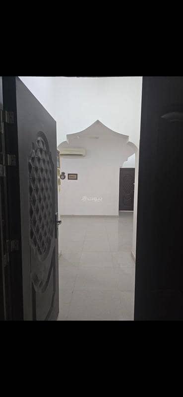 3 Bedroom Flat for Rent in Al Amarat, Muscat - 3 Bedrooms Apartment For Rent Al Amarat, Muscat