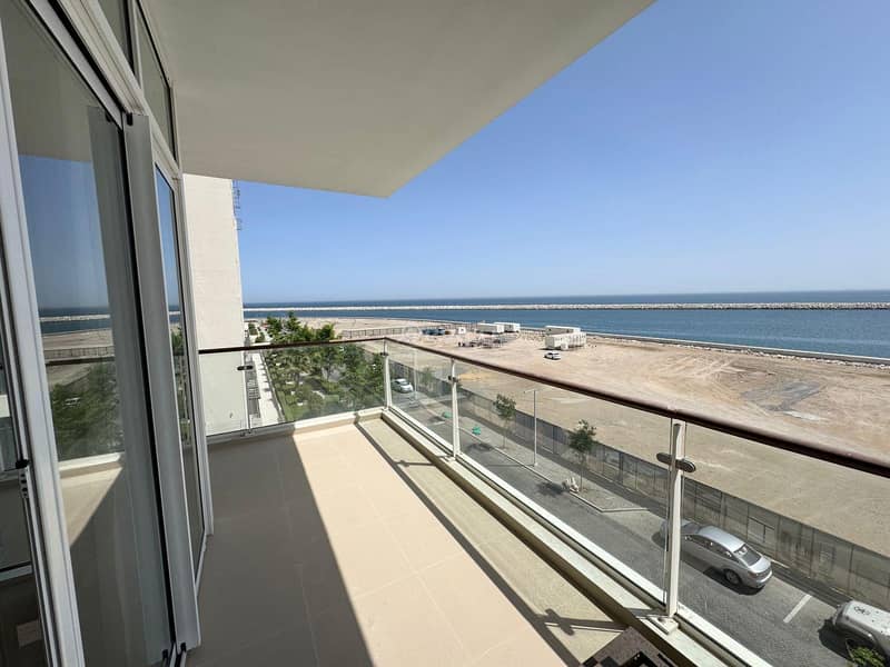2 Bedrooms Apartment For Sale The Wave (Almouj) Muscat