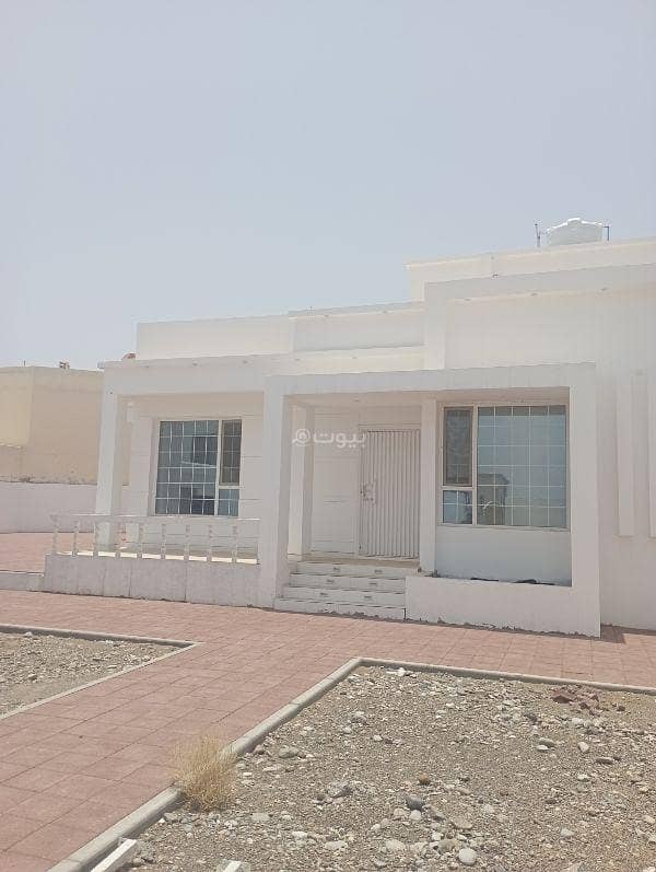 3 Bedrooms Villa For Sale in Al Maabilah, Muscat