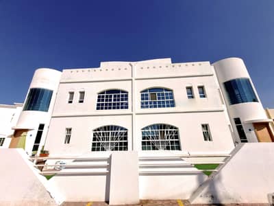 2 Bedroom Apartment for Rent in Qurum, Muscat - 2 Bedroom Apartment for Rent in Qurum, Muscat