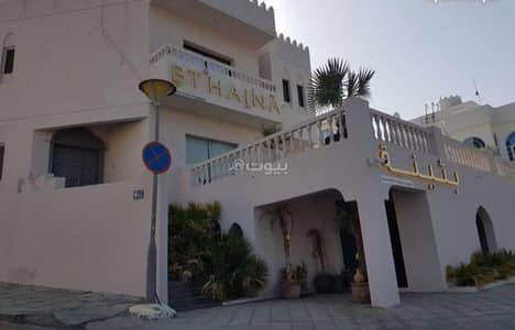 7 Bedroom Villa for Sale in Qurum, Muscat - 7 Bedrooms Villa For Sale in Qurum, Muscat
