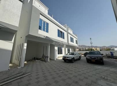 5 Bedroom Villa for Rent in Madinat As Sultan Qaboos, Muscat - 5 Bedrooms Villa For Rent in Madinat As Sultan Qaboos, Muscat